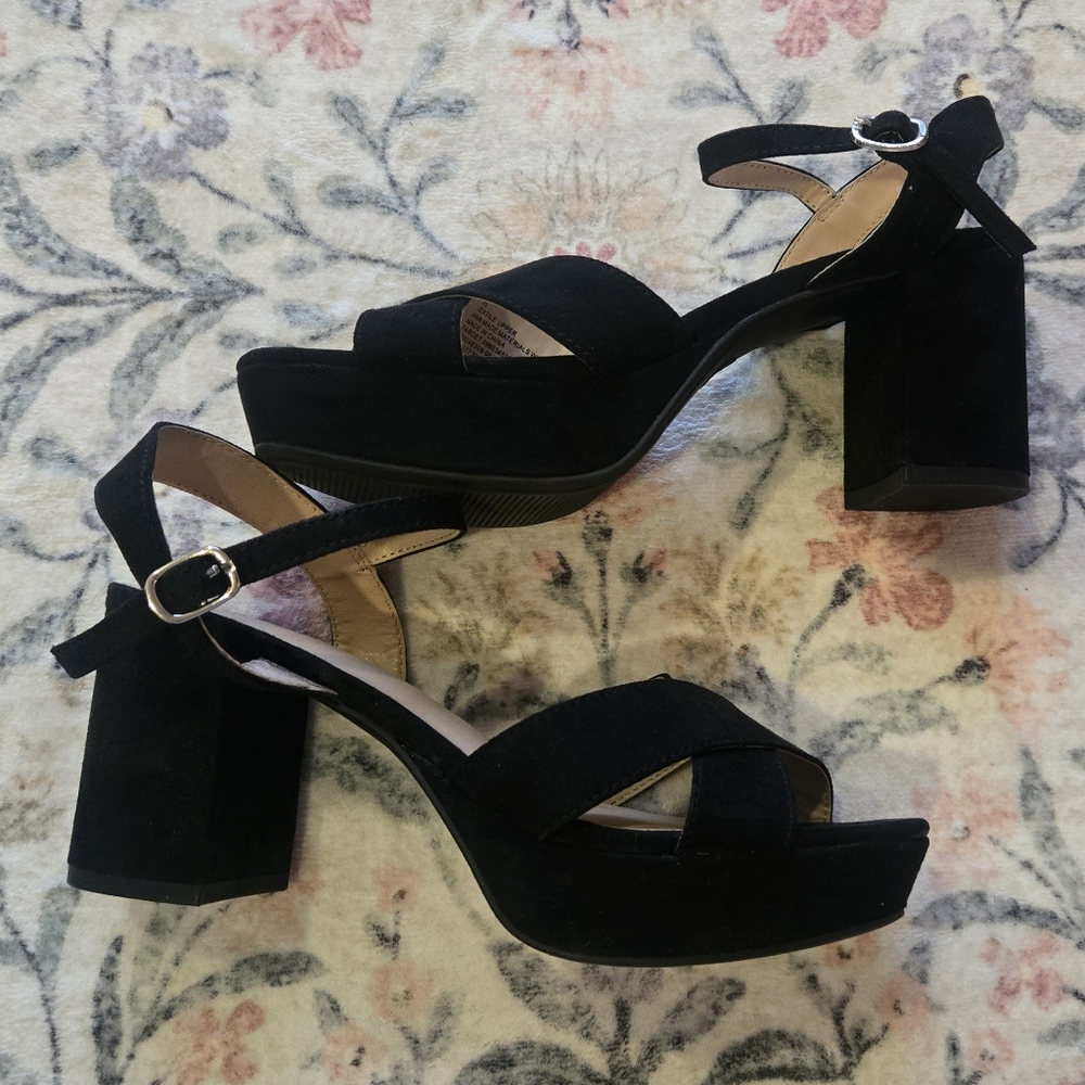 A NEW DAY Black Platform Sandals with Block Heel and Wide Straps